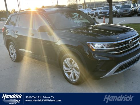 Certified 2021 Volkswagen Atlas SE image 1