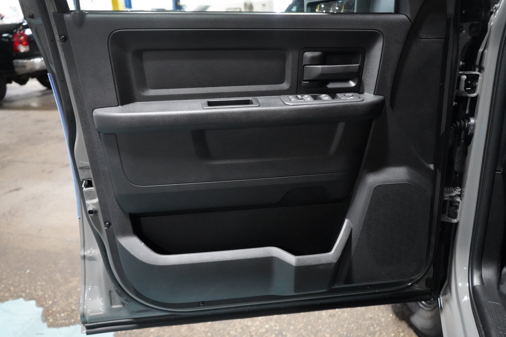 New 2027 RAM 3500 Tradesman AWD/4WD image 24