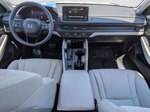 Used 2024 Honda Accord EX image 17
