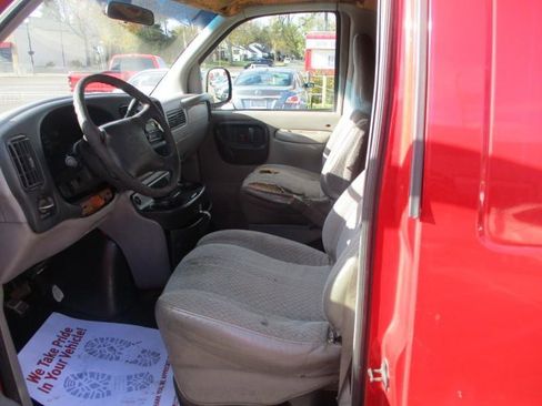 Used 1997 Chevrolet Express 3500 w/ Preferred Equipment Group 2 RWD image 9