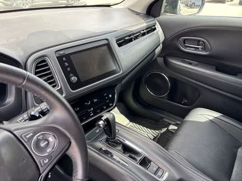 Used 2021 Honda HR-V EX-L image 20