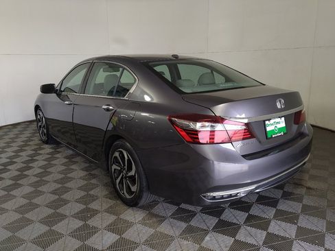 Used 2017 Honda Accord EX-L image 3