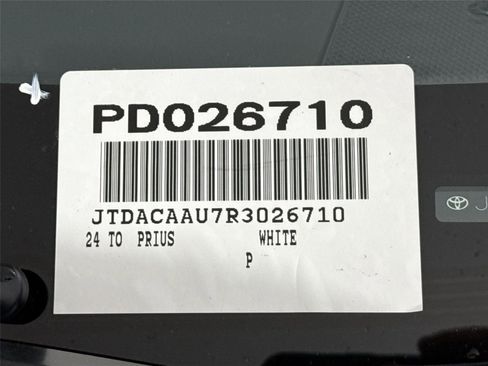 Certified 2024 Toyota Prius XLE image 47