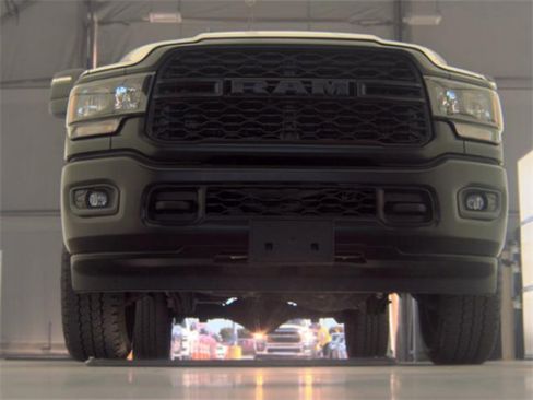 Used 2024 RAM 2500 Tradesman AWD/4WD image 3