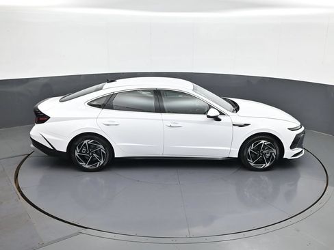 Certified 2026 Hyundai Sonata SEL FWD image 16