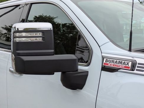 New 2026 GMC Sierra 2500 Denali w/ Denali Reserve Package AWD/4WD image 12