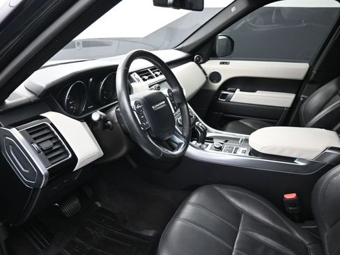Used 2016 Land Rover Range Rover Sport HSE image 19