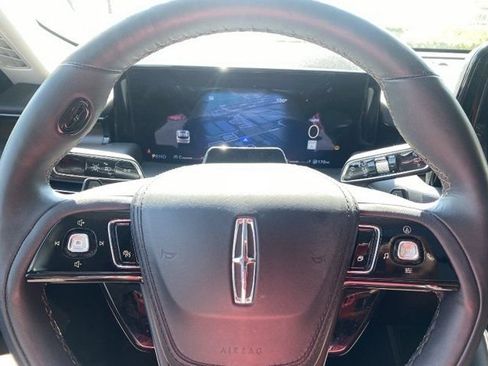Used 2025 Lincoln Aviator Reserve w/ Equipment Group 201A AWD/4WD image 22