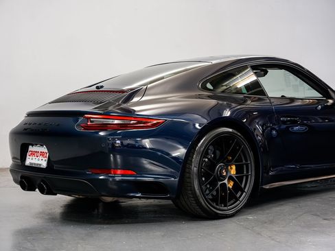 Used 2018 Porsche 911 Carrera GTS RWD image 36