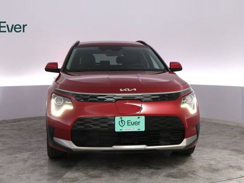 Used 2023 Kia Niro Wind FWD image 11