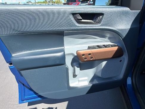 Used 2024 Ford Maverick Lariat FWD image 19