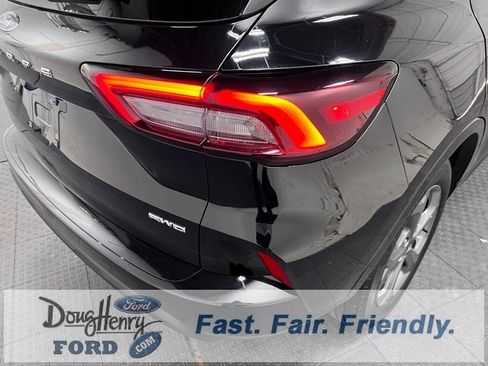 Used 2024 Ford Escape ST-Line image 13