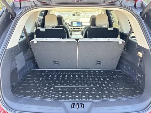 New 2026 Lincoln Aviator Reserve AWD/4WD image 12