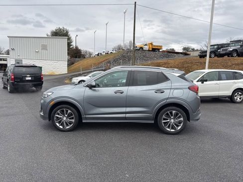 Used 2021 Buick Encore GX Select w/ Sport Touring Package image 5