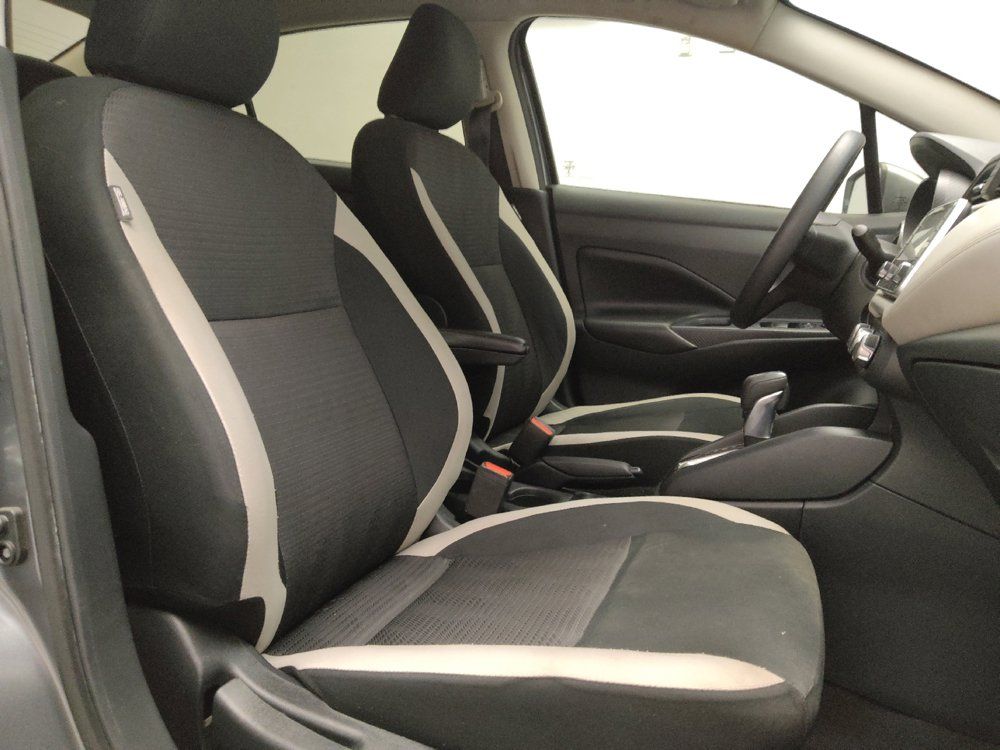 Used 2020 Nissan Versa SV FWD image 21