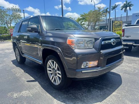 Used 2012 Toyota 4Runner Limited AWD/4WD image 2