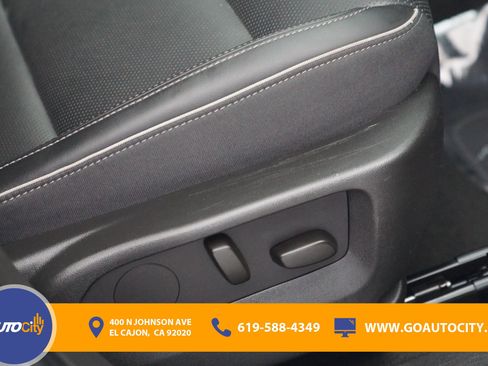 Used 2023 Buick Envision Essence image 16