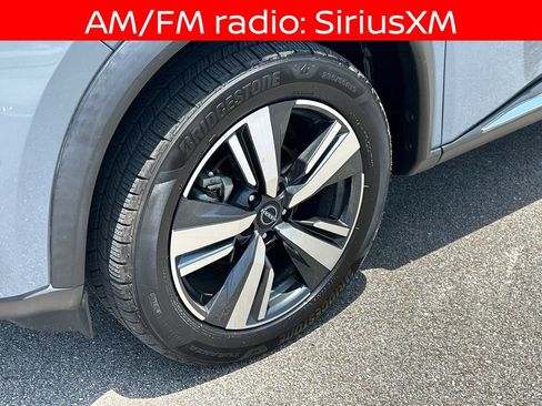Used 2023 Nissan Rogue SL AWD/4WD image 11