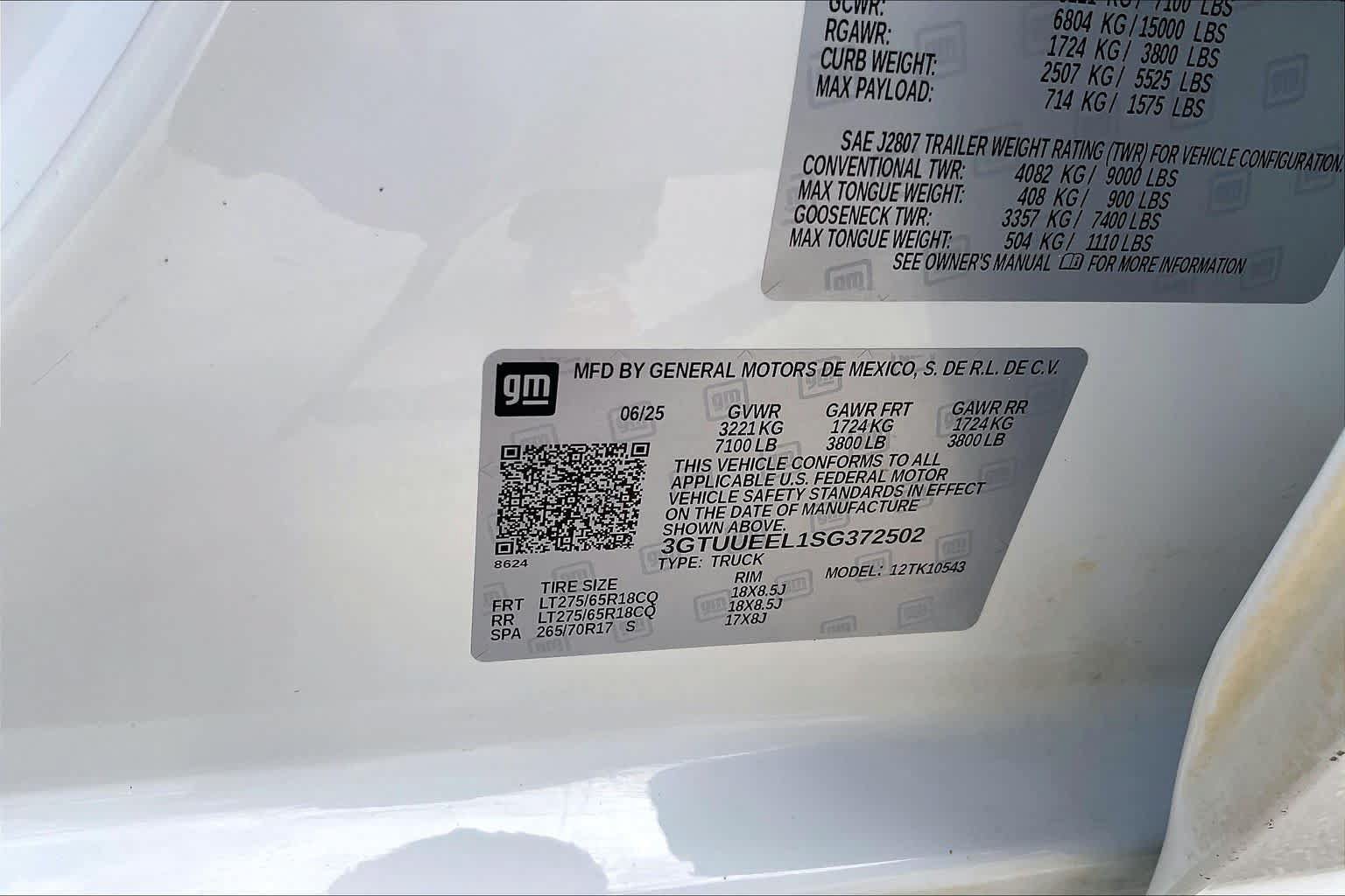 Certified 2025 GMC Sierra 1500 AT4 AWD/4WD image 34