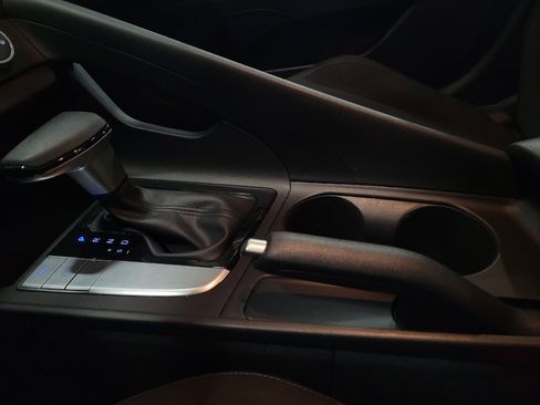 Used 2023 Hyundai Elantra SE image 26