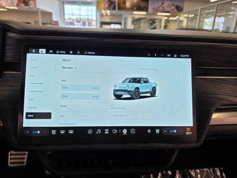 Used 2022 Rivian R1T Adventure AWD/4WD image 16