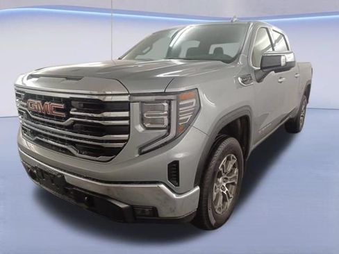 Used 2026 GMC Sierra 1500 SLT AWD/4WD image 3