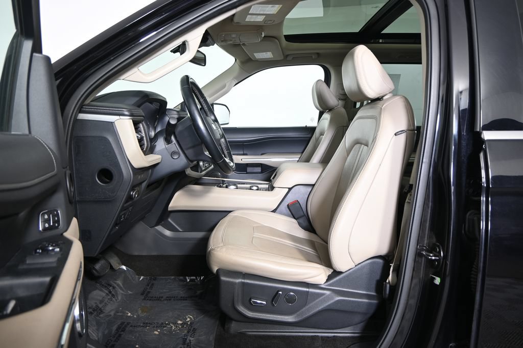 Used 2023 Ford Expedition Max Limited AWD/4WD image 22
