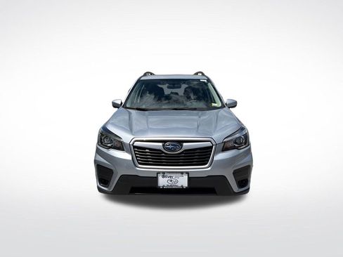 Used 2019 Subaru Forester Premium AWD/4WD image 4