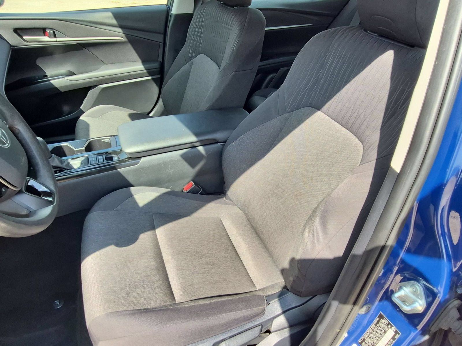 Used 2025 Toyota Camry LE FWD image 24