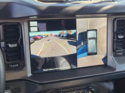 Used 2022 Ford Bronco Outer Banks image 23