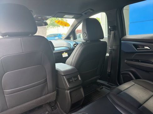Used 2024 Chevrolet Equinox EV LT FWD image 19