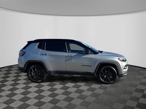 Certified 2022 Jeep Compass Altitude w/ Convenience Group image 8