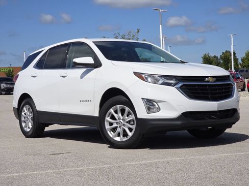 Used 2018 Chevrolet Equinox LT AWD/4WD image 2
