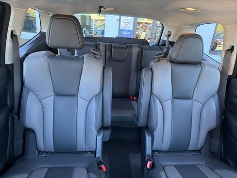 Used 2022 Subaru Ascent Onyx Edition image 23