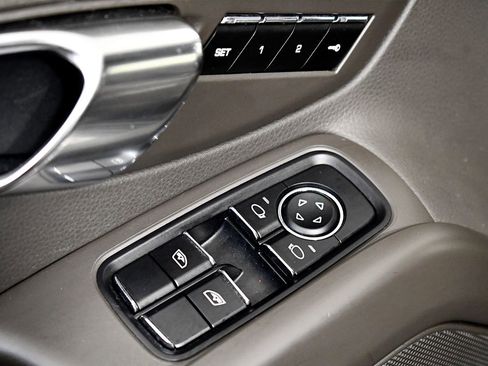 Used 2017 Porsche 718 Cayman S image 16