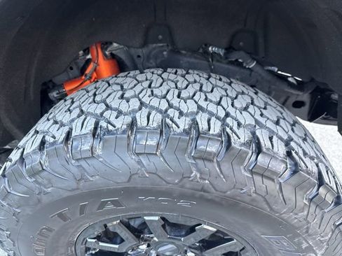 Certified 2024 Ford Bronco Raptor w/ Interior Carbon Fiber Pack 6 AWD/4WD image 12