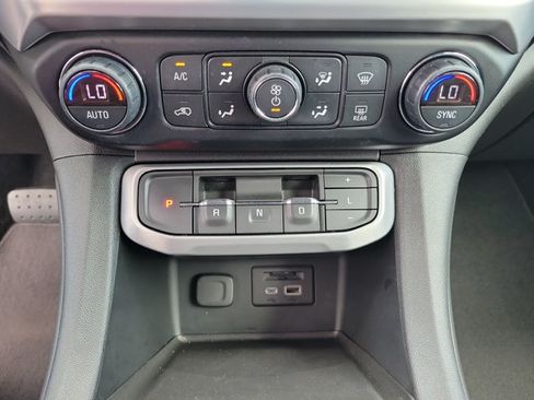 Used 2021 GMC Acadia SLT w/ Premium Package AWD/4WD image 21