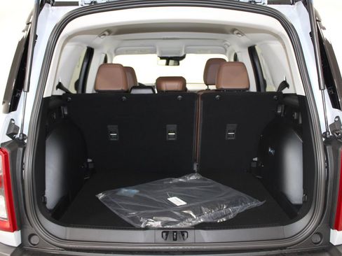 New 2026 Ford Bronco Sport Outer Banks AWD/4WD image 13