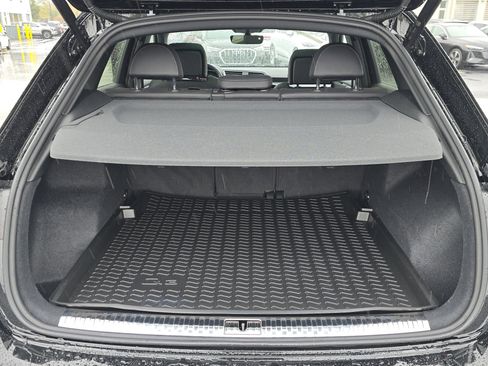 Certified 2025 Audi Q3 2.0T Premium w/ Convenience Package image 16