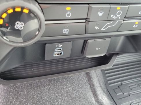 New 2026 Ford F550 2WD Regular Cab Super Duty image 10