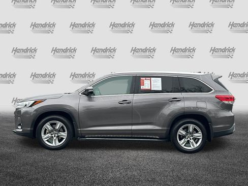 Used 2017 Toyota Highlander Limited image 8