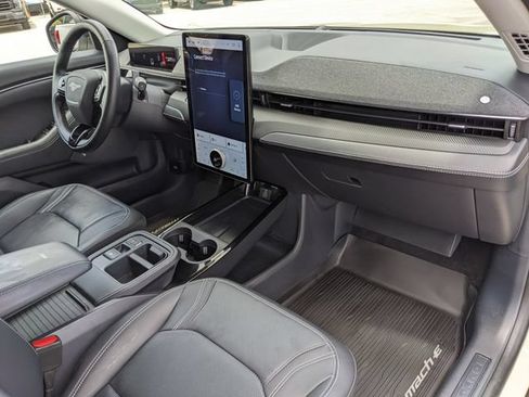 Used 2025 Ford Mustang Mach-E Premium AWD/4WD image 13