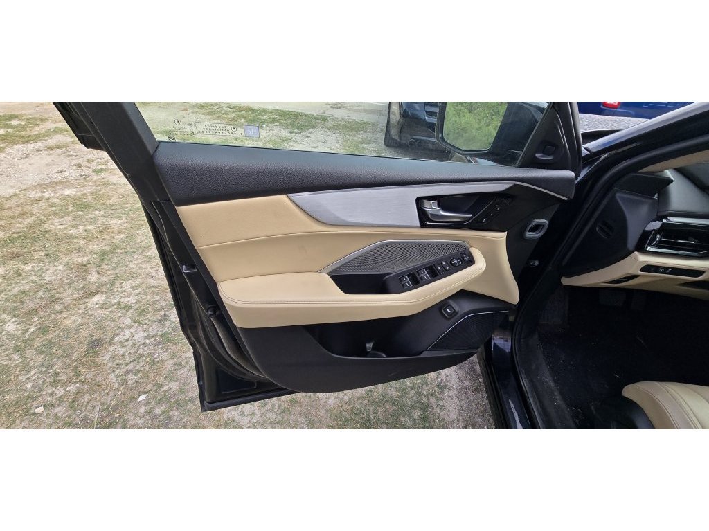 Used 2023 Acura MDX SH-AWD image 9