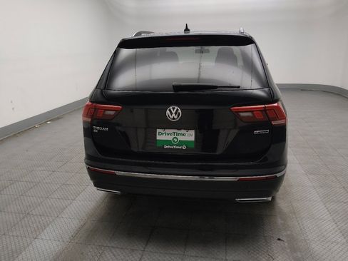 Used 2021 Volkswagen Tiguan SEL AWD/4WD image 7