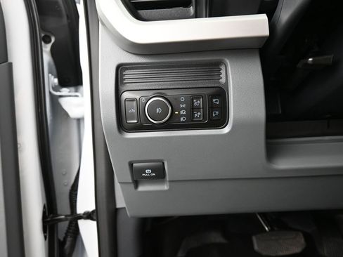 New 2026 Ford F350 XLT image 41