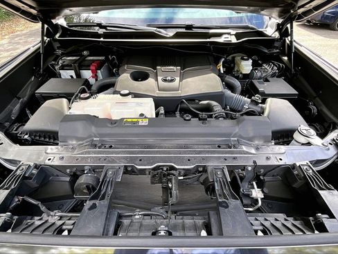 Used 2023 Toyota Tundra Platinum image 27