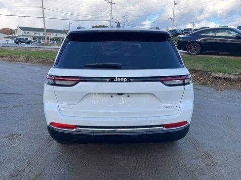 New 2025 Jeep Grand Cherokee Limited image 6