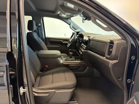 Used 2025 GMC Sierra 1500 Elevation w/ Preferred Package AWD/4WD image 30