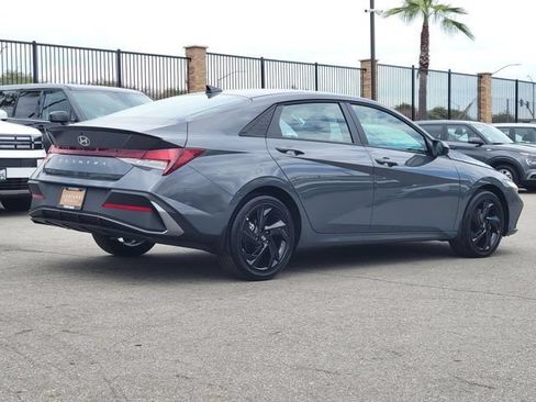 New 2026 Hyundai Elantra SEL Sport FWD image 4