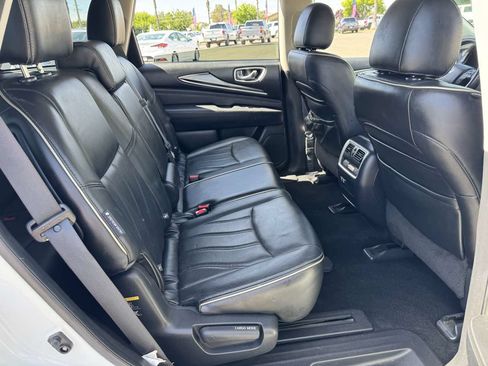 Used 2019 INFINITI QX60 Luxe w/ Essential Package AWD/4WD image 17